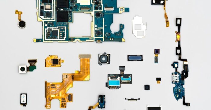 iPhone 12 Mini Şarj Logosunda Kalıyor ve Açılmıyor