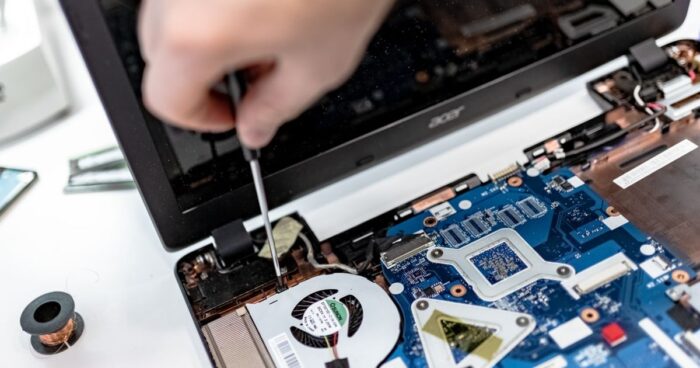 MSI Cyborg 15 Şarj Işığı Yanıyor Ama Açılmıyor