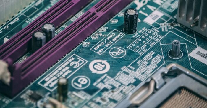 HP 255 G10 DC Jack Kırıldı ve Anakart Bağlantısı Koptu