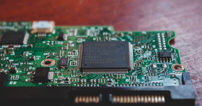 HP Pavilion 15-eg3000 Adaptör Takılıyken Çalışıyor Ama Bataryayı Doldurmuyor