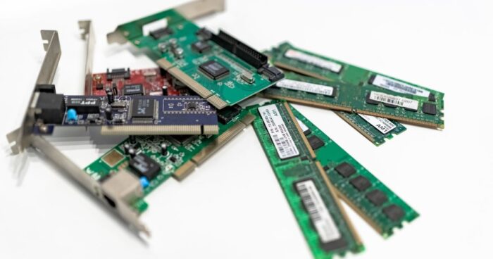 Samsung Galaxy Book4 Ultra Güç Tuşuna Basınca Hiçbir Tepki Vermiyor